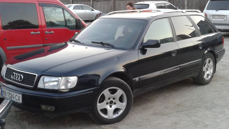 Audi 100 Avant