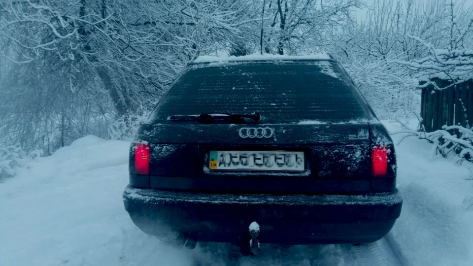 Audi 100 Avant 3