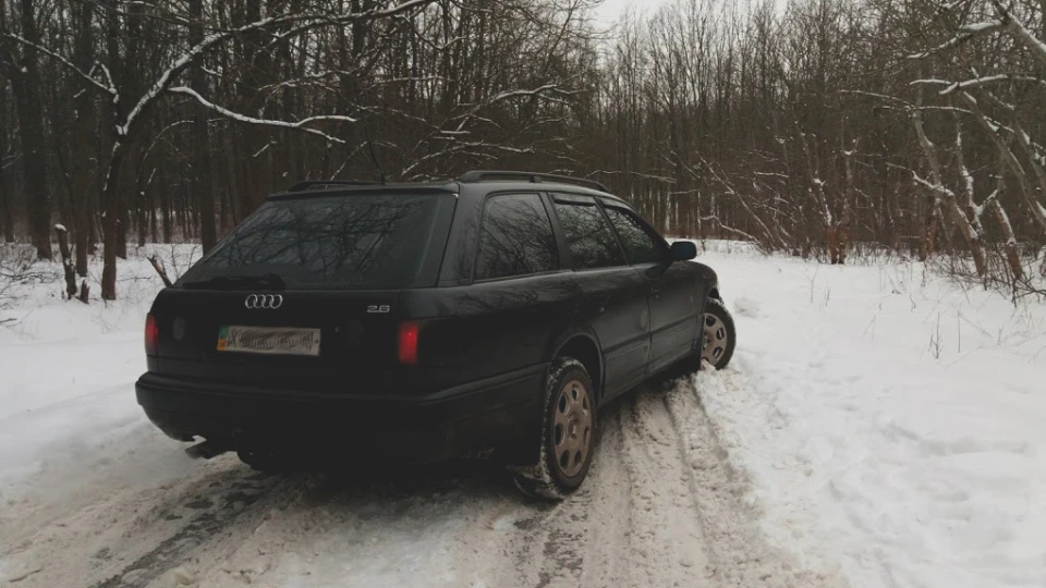 Audi 100 Avant 5