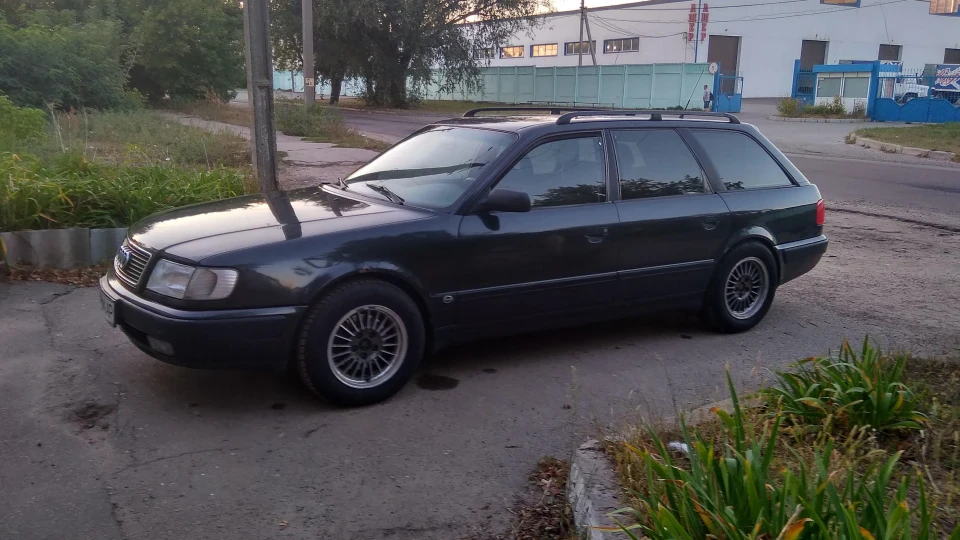 Audi 100 Avant 2.6 Avant 3