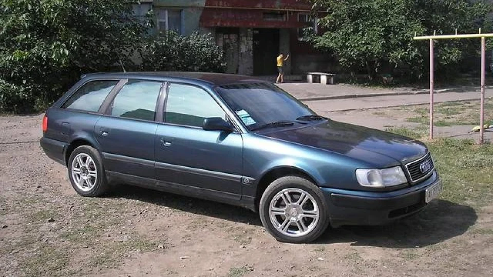 Audi 100 Avant 2.8E avant