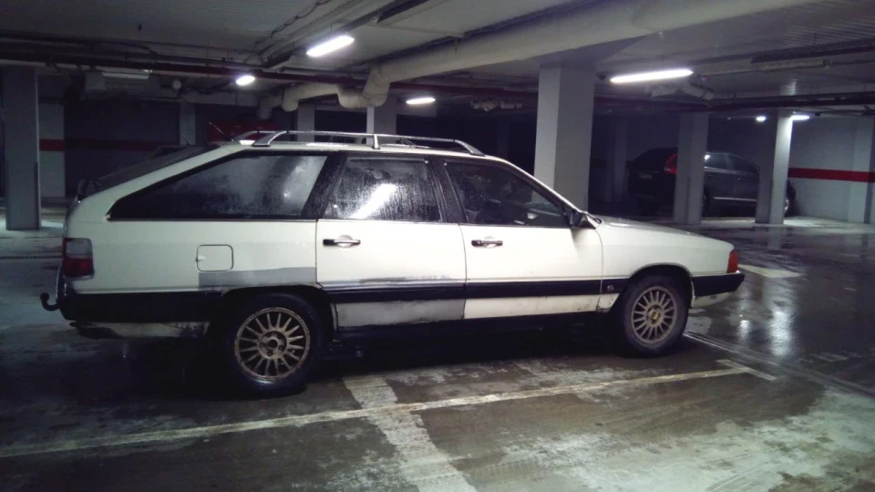 Audi 100 Avant C3 Quattro 2