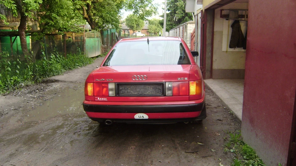 Audi 100 5
