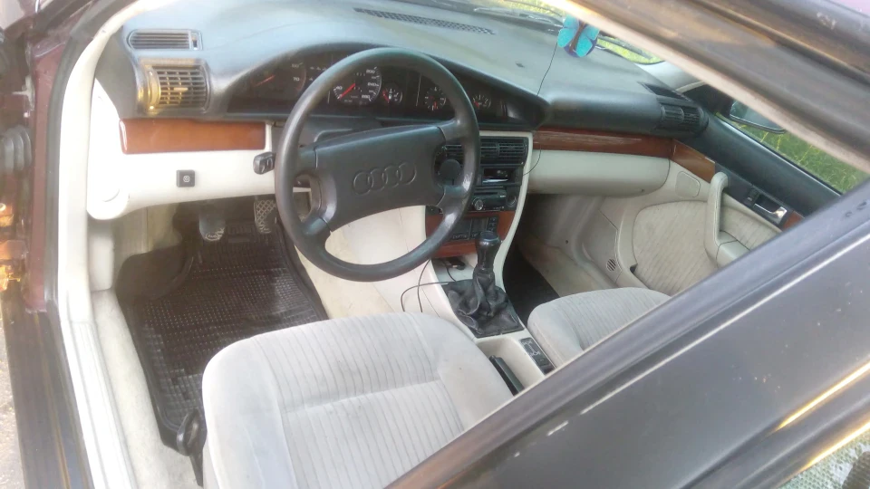 Audi 100 5