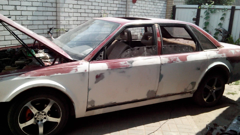 Audi 100 3