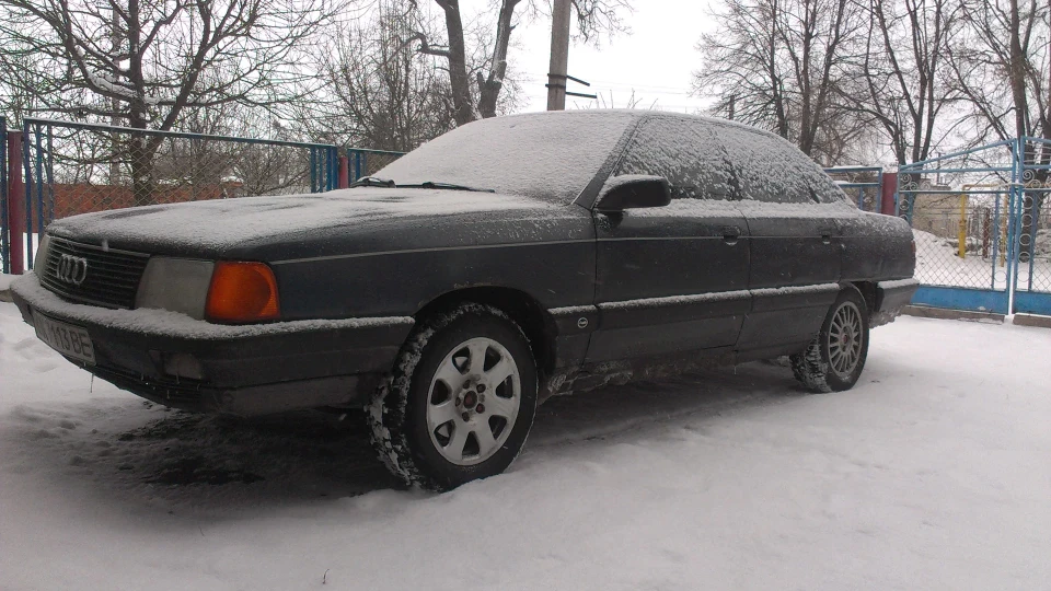 Audi 100 4