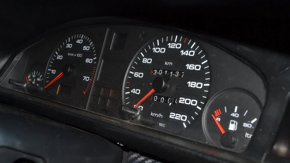 Audi 100