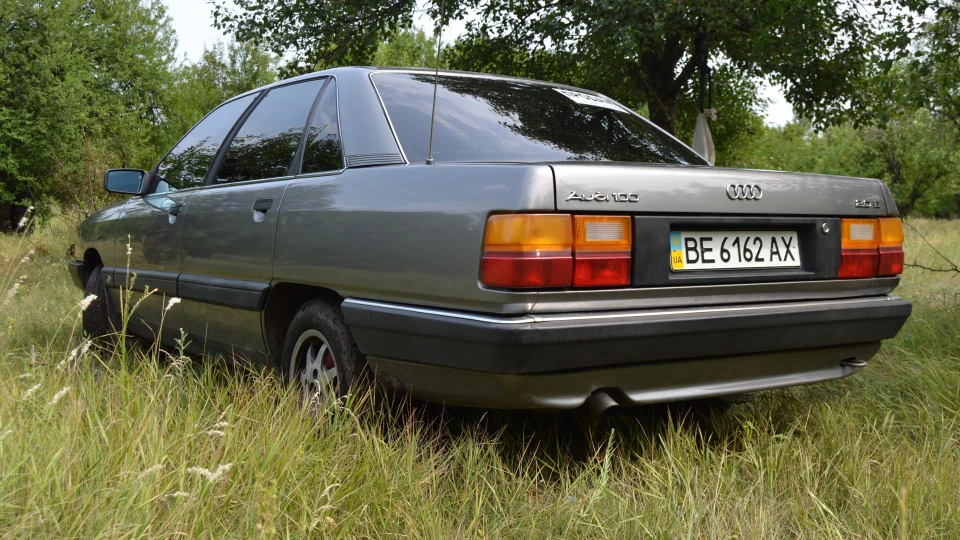 Audi 100 3