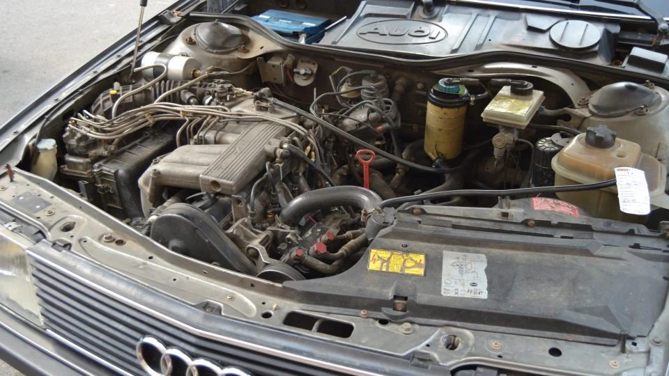 Audi 100 5
