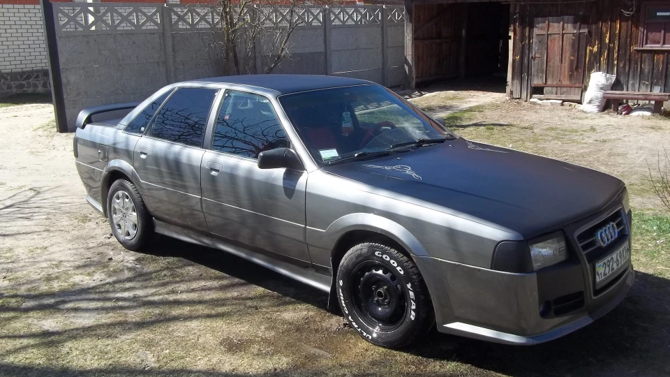 Audi 100 3