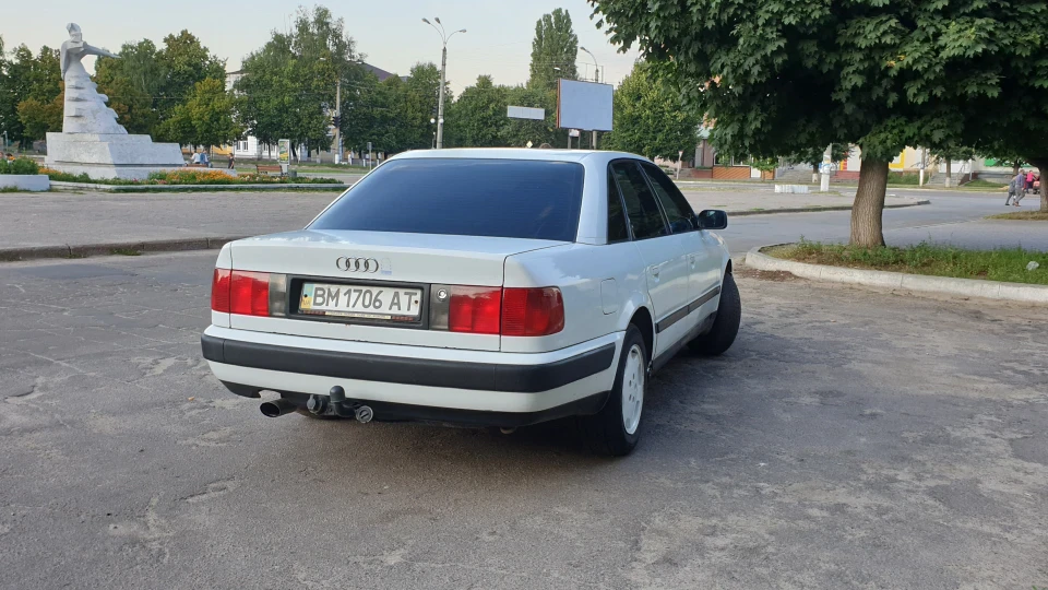 Audi 100 3