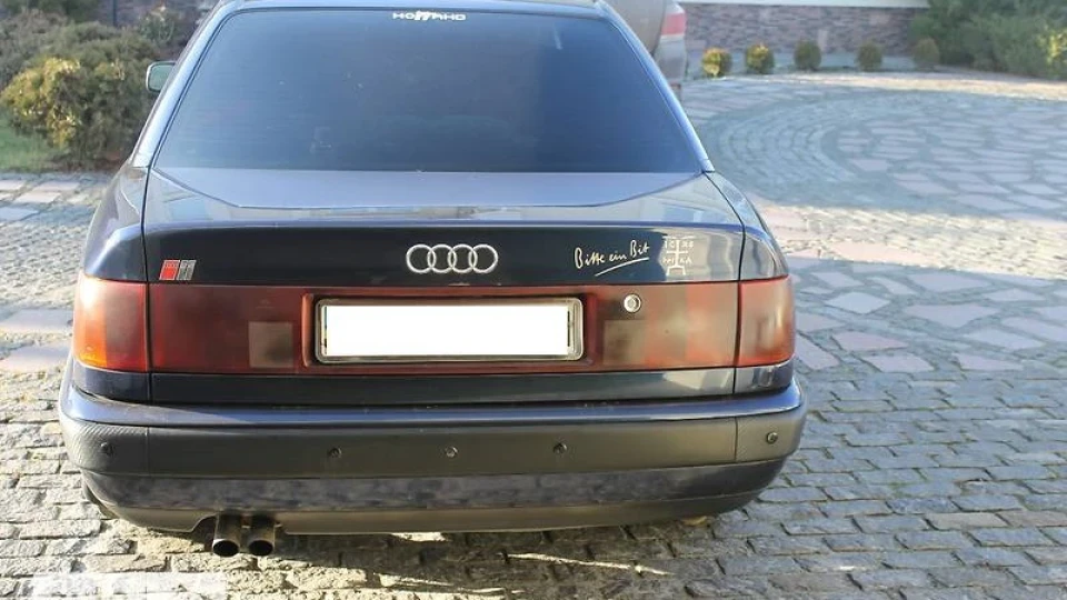 Audi 100 4