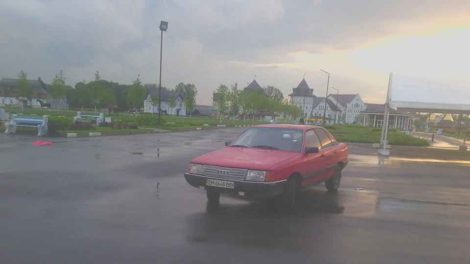 Audi 100 3
