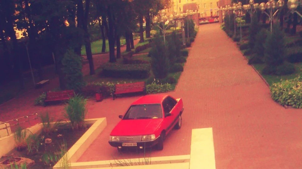 Audi 100 5