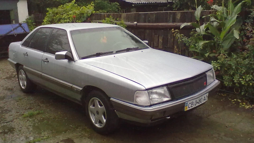 Audi 100 3