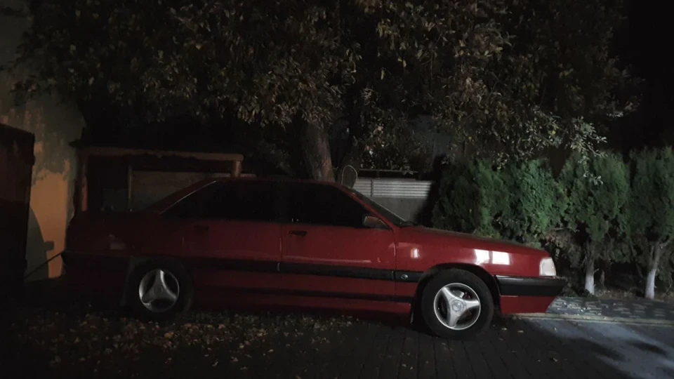 Audi 100 4