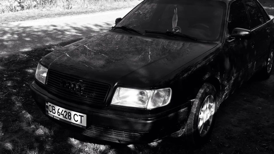 Audi 100 2