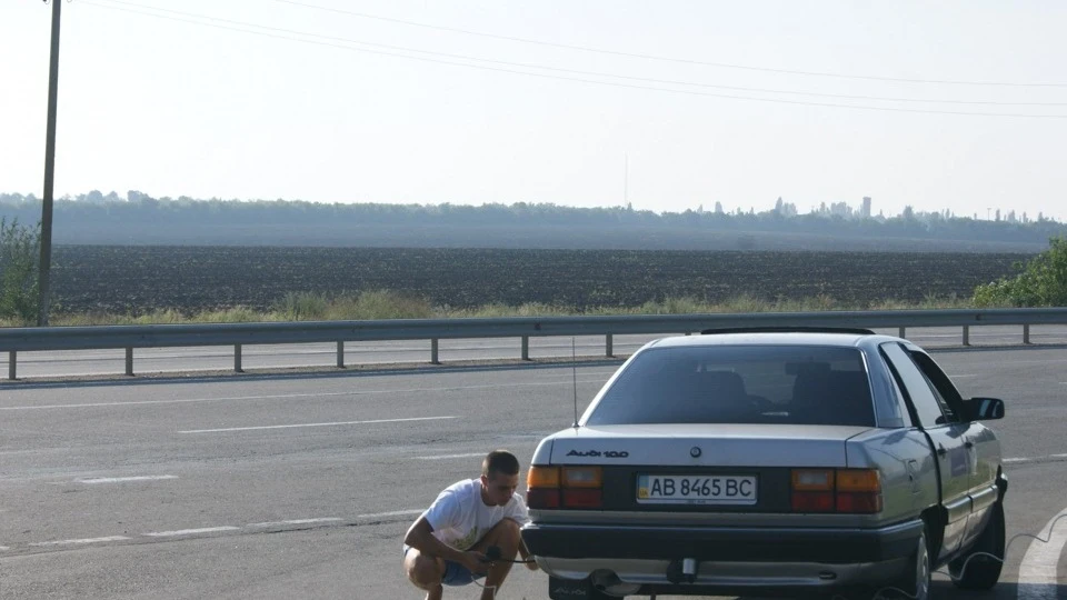 Audi 100