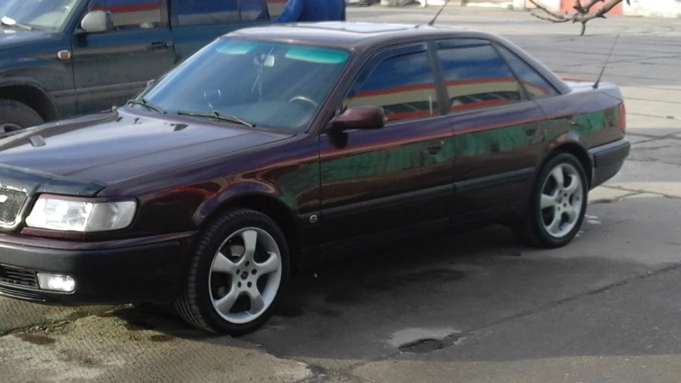 Audi 100 3