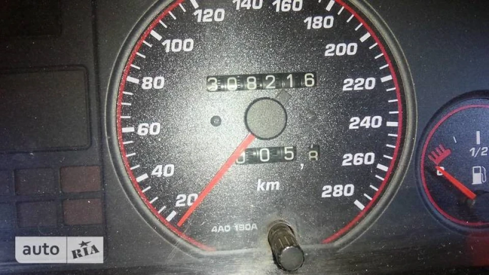 Audi 100 5