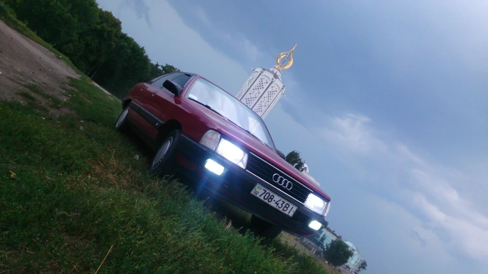 Audi 100 5