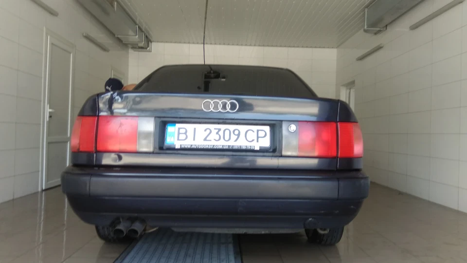 Audi 100 5