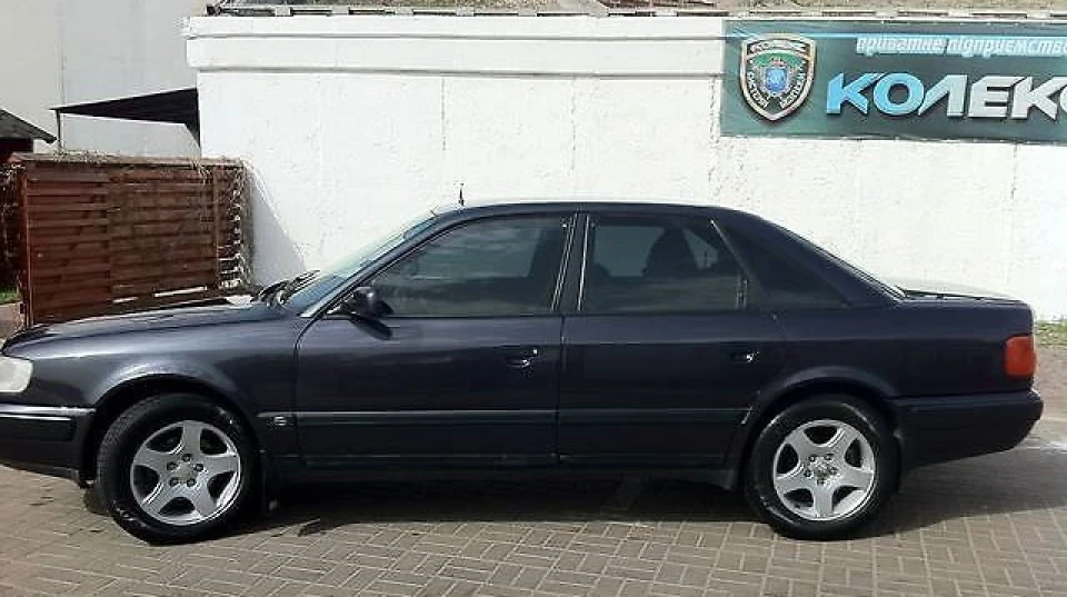 Audi 100 3