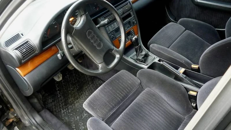 Audi 100 5