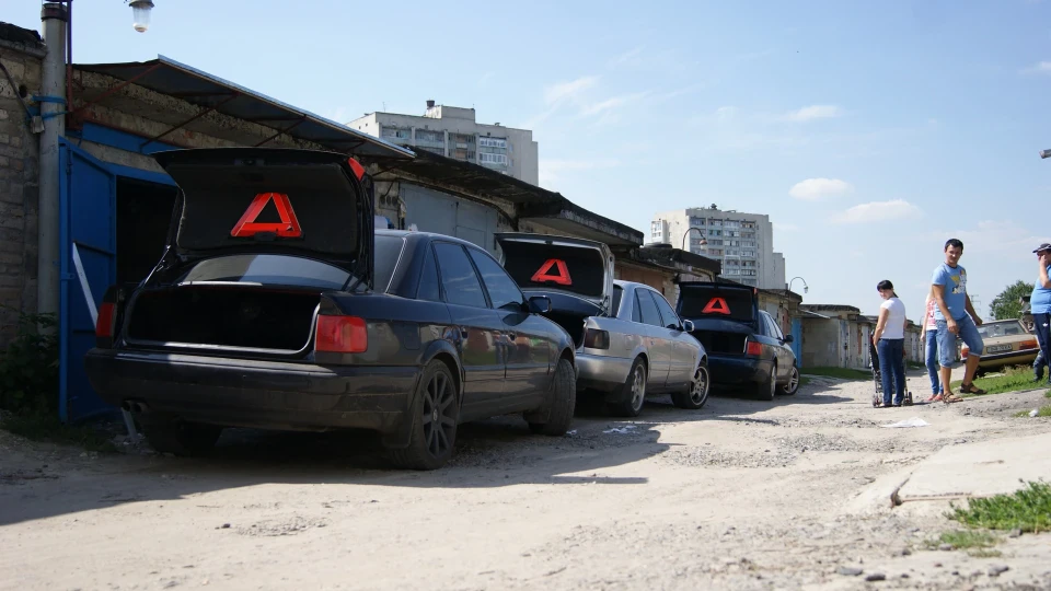 Audi 100 4