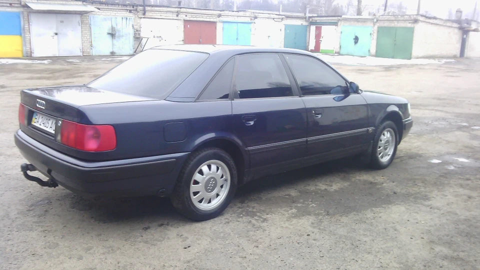 Audi 100 3