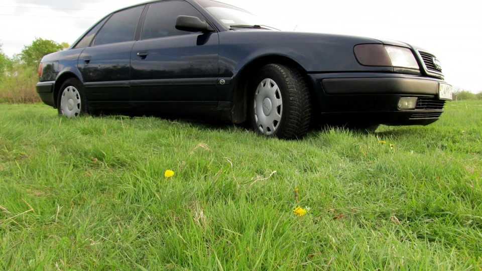Audi 100 4