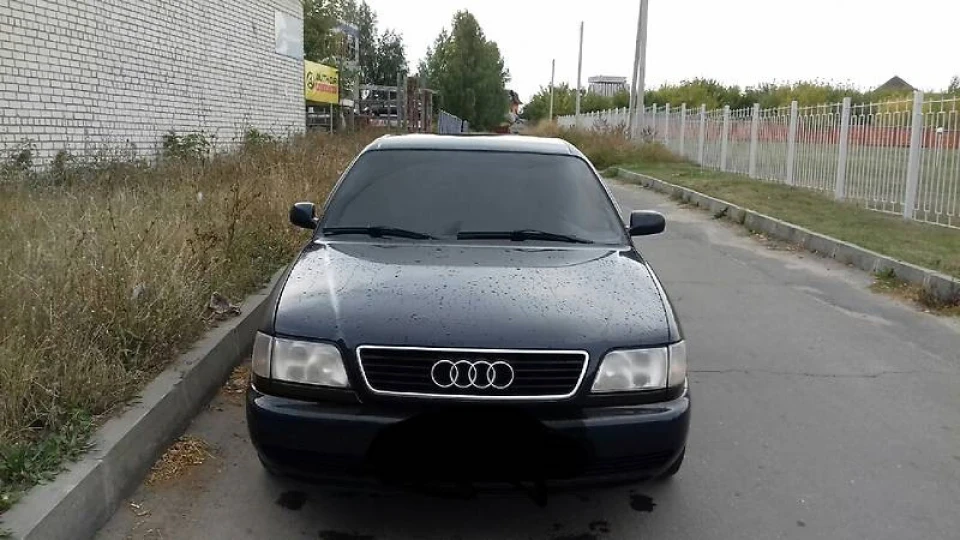 Audi 100 3