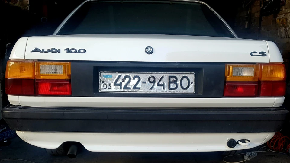 Audi 100 1.8 CS 2