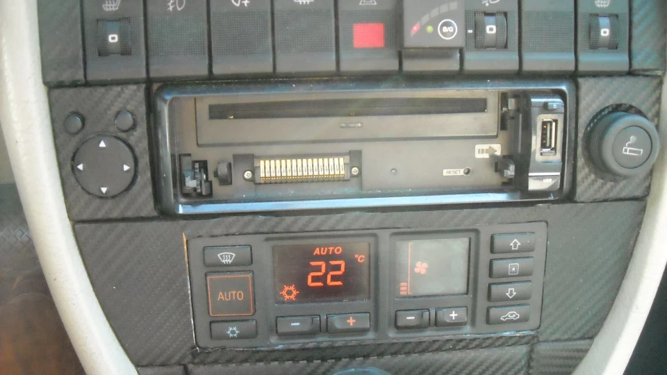 2 8 Quattro 4 3