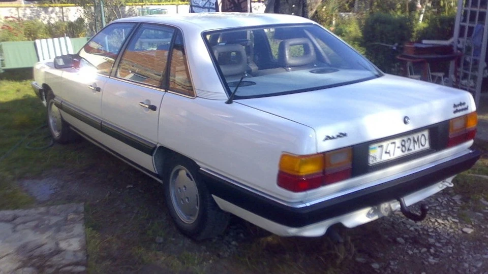 Audi 100 2.0 турбо дизель 2