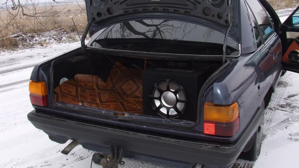 Audi 100 2.0 турбо 5