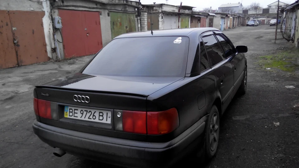 Audi 100 2.0 4