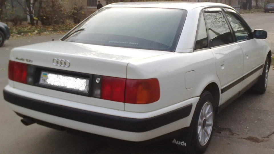 Audi 100 2.0