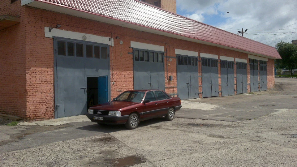 Audi 100 2.2 Turbo MC1 165 л.с. 4