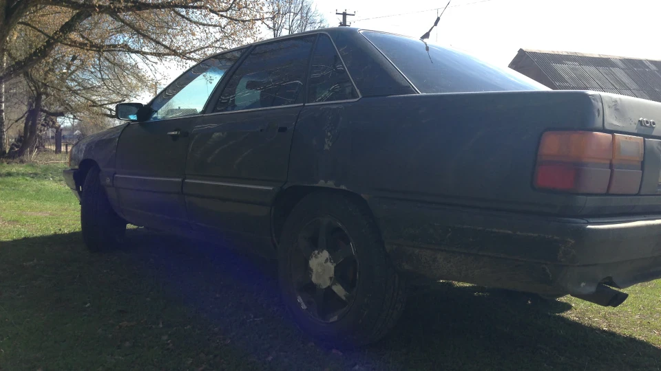 Audi 100 2.2ku 3