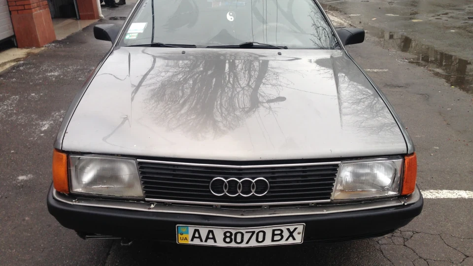 Audi 100 2.3 5-циліндрів 2
