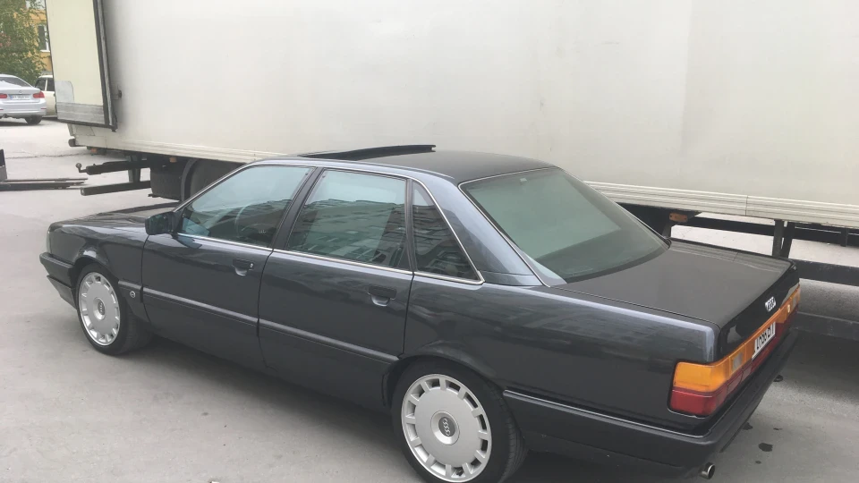 Audi 100 2.3 nf s711 3