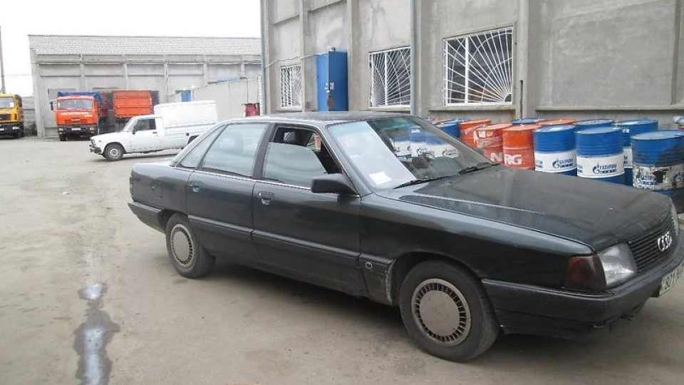 Audi 100 2.3 NF седан 2