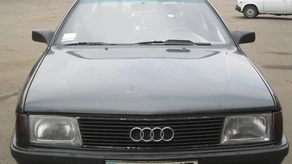 Audi 100 2.3 NF седан 3