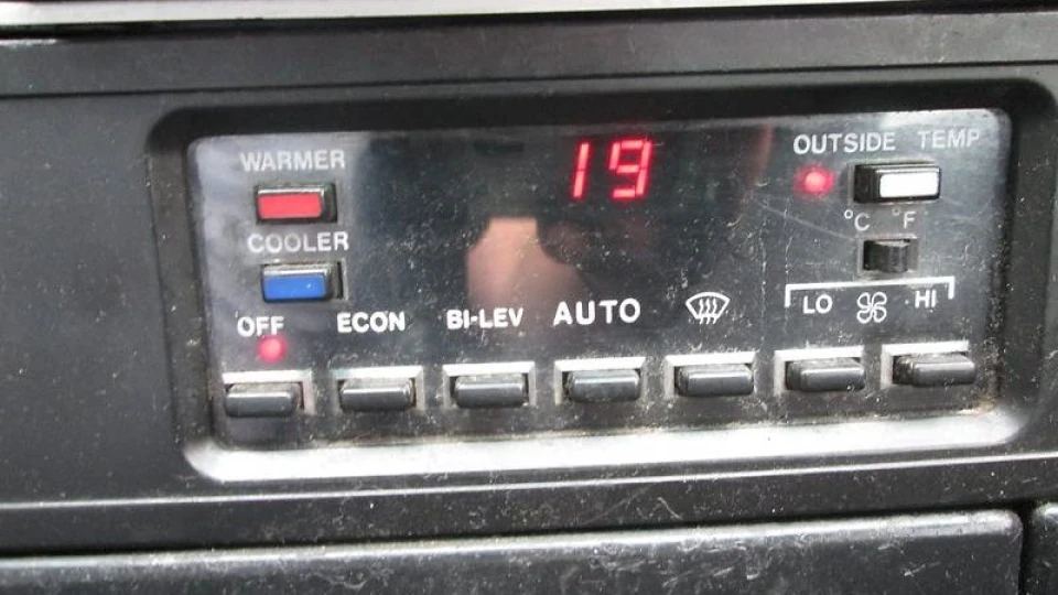 Audi 100 2.3 NF седан 4
