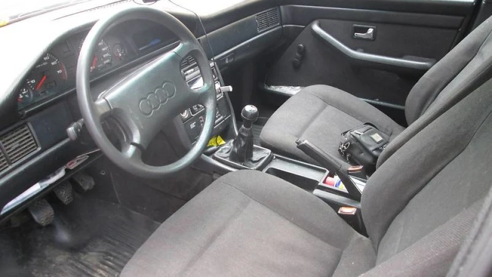 Audi 100 2.3 NF седан 5