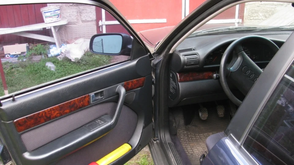 Audi 100 2,6 АВС 2