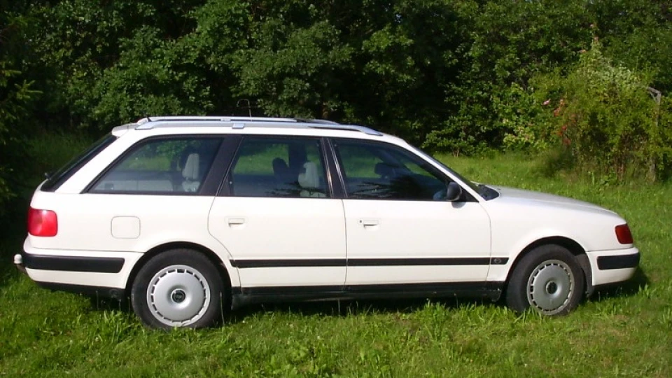 Audi 100 2.6 V6 ПРОДАМ 2