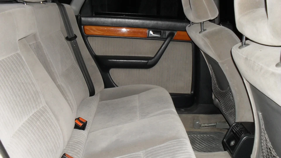 Audi 100 2.8 quattro 4