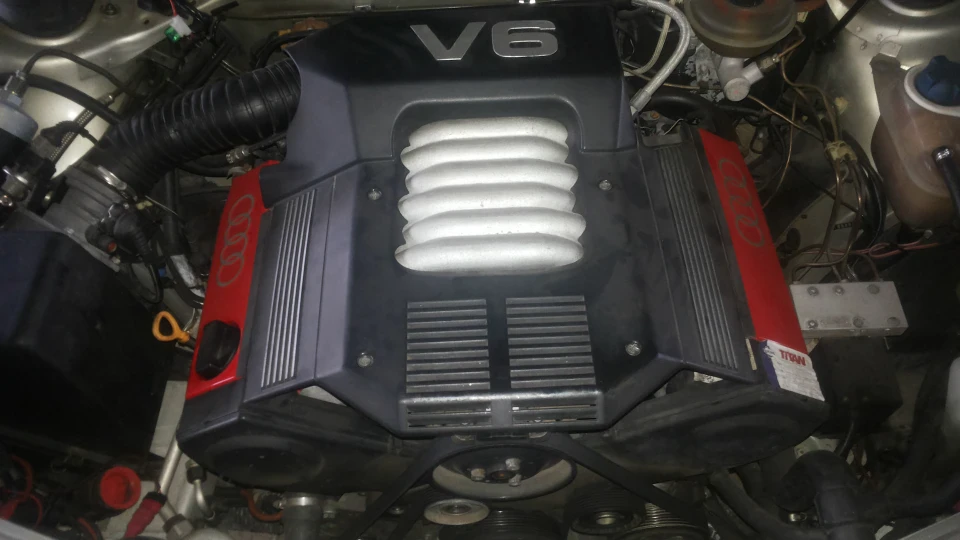 Audi 100 2.8 v6 3